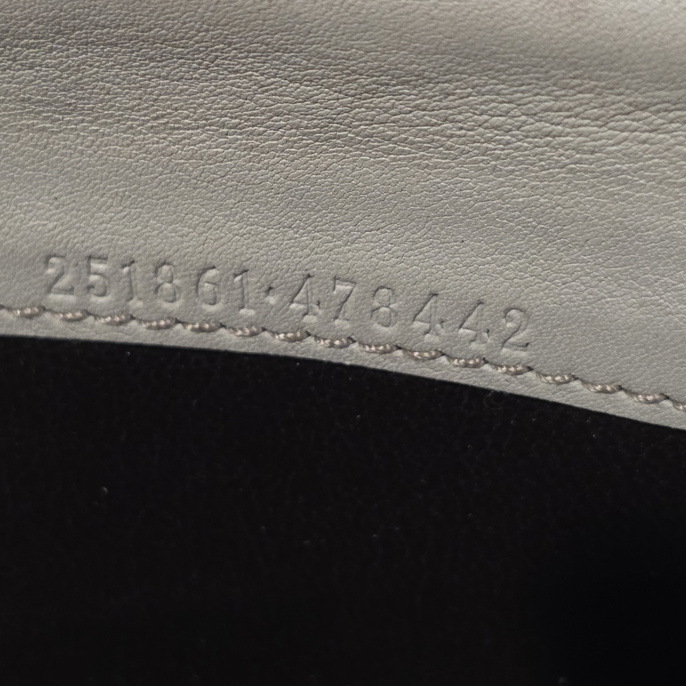 Gucci Guccissima Wallet In Ivory. Comes With Unbranded Chain - Picture 13 of 13